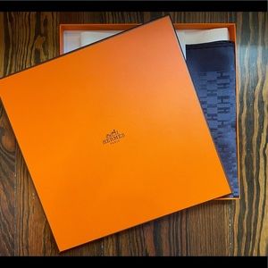 Hermès Men’s Silk Pocket Square in Marine